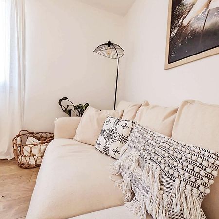 Parenthese Entre Pic Saint Loup Et Vignes - Meuble De Tourisme 3 Etoiles Apartment Les Matelles Bagian luar foto